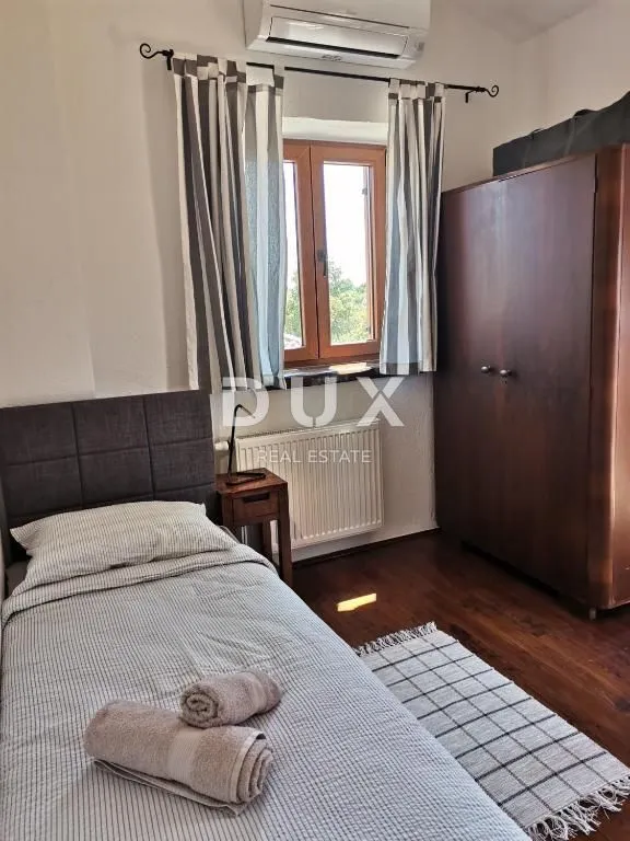 istra, svetvinčenat - kamena vila s pogledom na more - slika 17