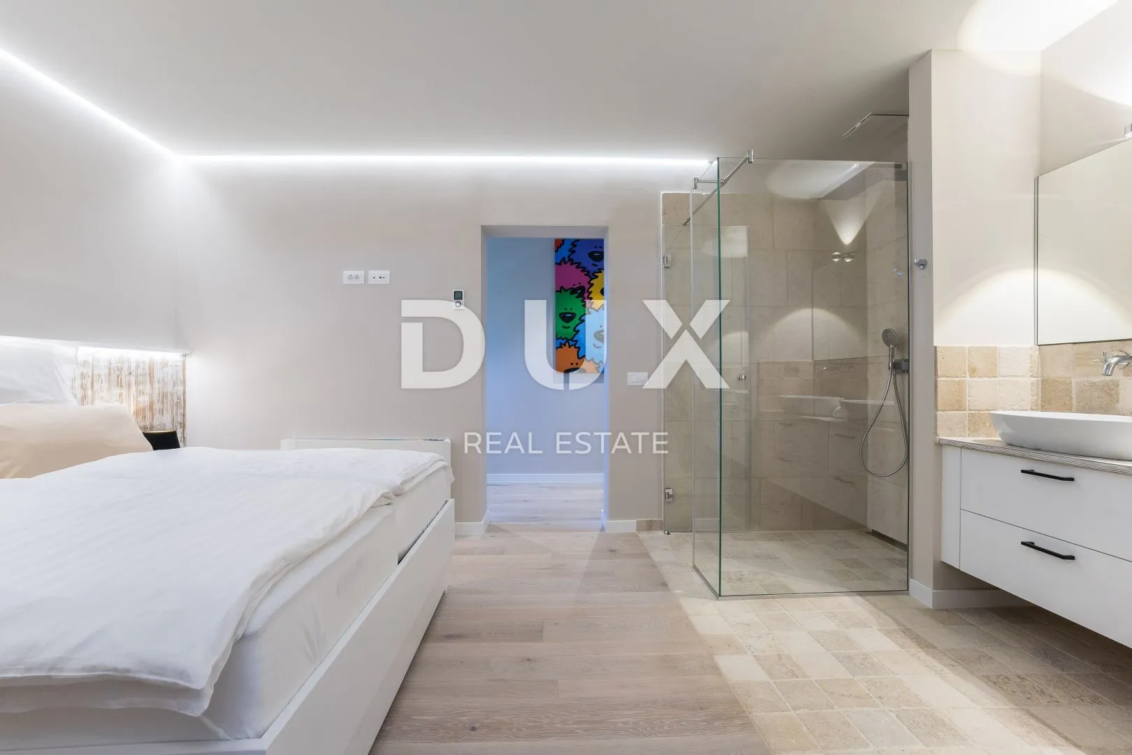 zadar, ljubač - luksuzna vila 2. red do mora - slika 21