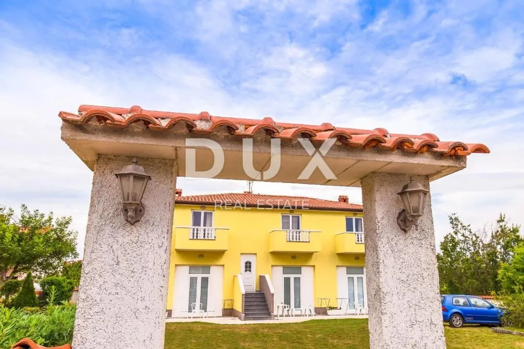 ISTRA, UMAG - Apartmanska kuća 3 km od mora