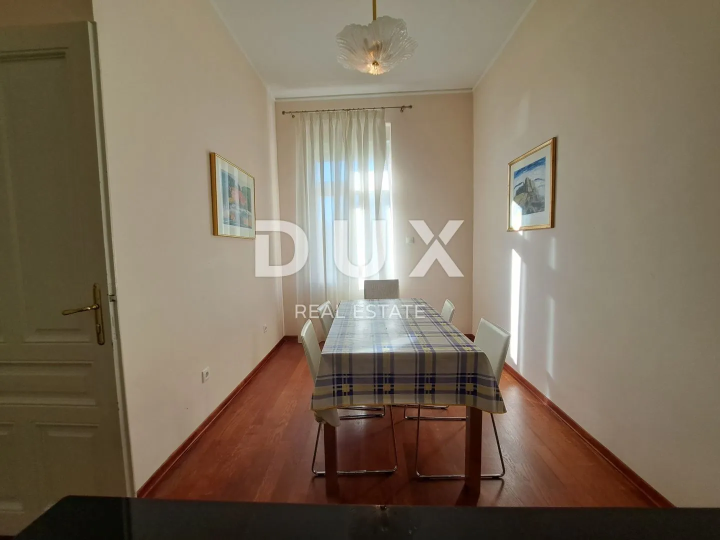 opatija, centar- luksuzan stan od 180 m2 s pogledom na more i 4 parkirna mjesta - slika 28