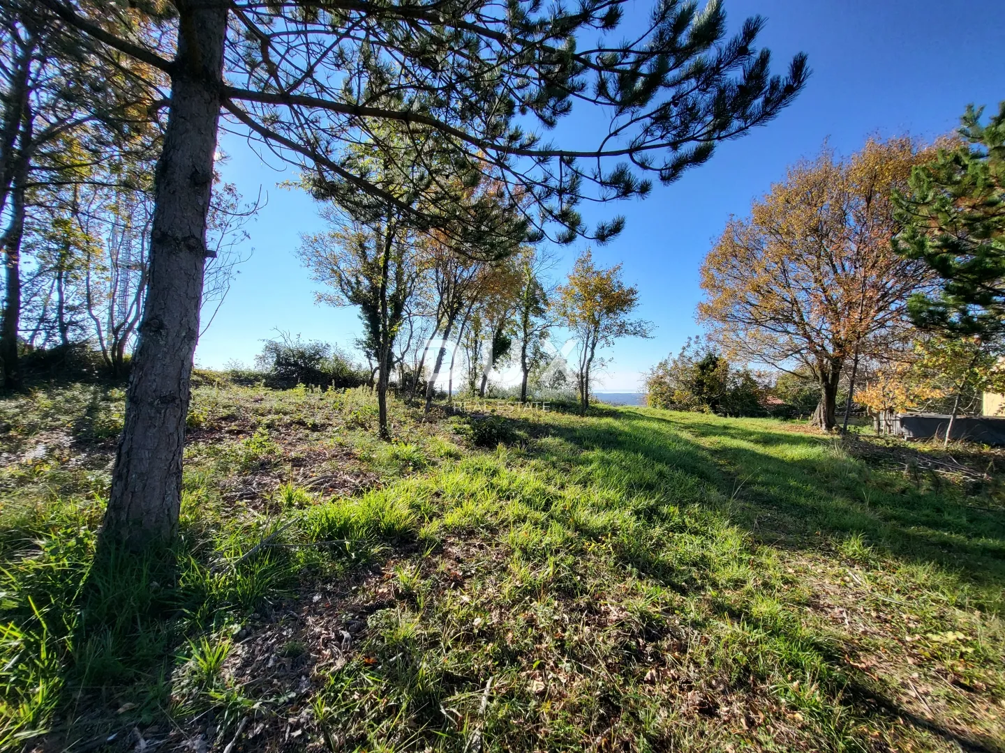 istra, grožnjan - građevinsko zemljište s otvorenim pogledom na more i okolicu - slika 7