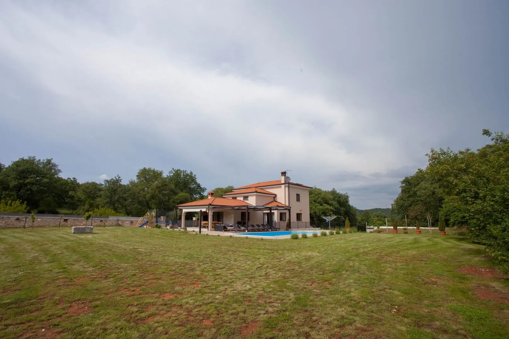 istra, rovinj - prekrasna kuća u idiličnom okruženju! - slika 26