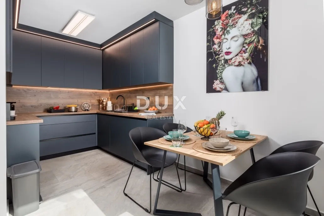 opatija, lovran, 72 m2, balkon, terasa, renoviran, namješten - slika 10