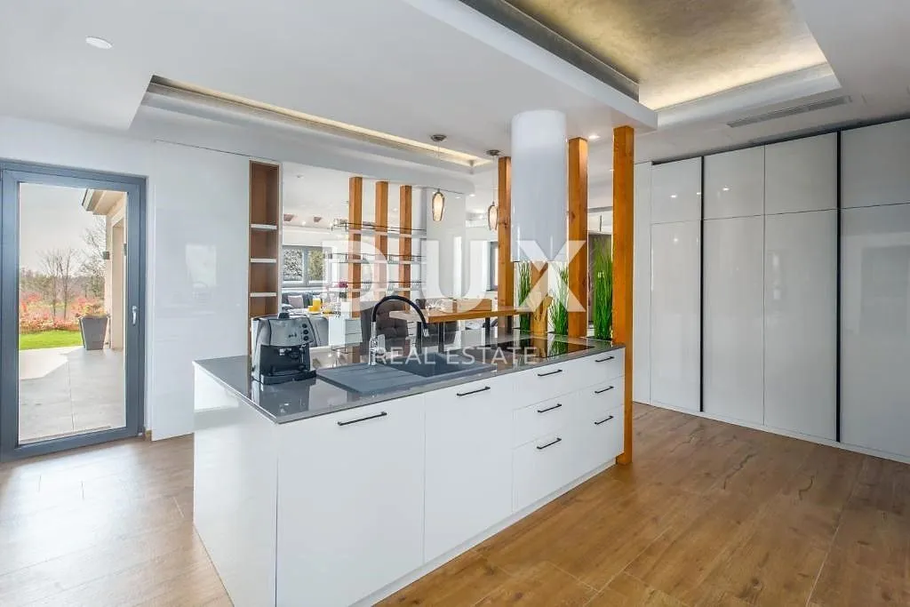 istra, poreč - luksuzna wellness vila - slika 22
