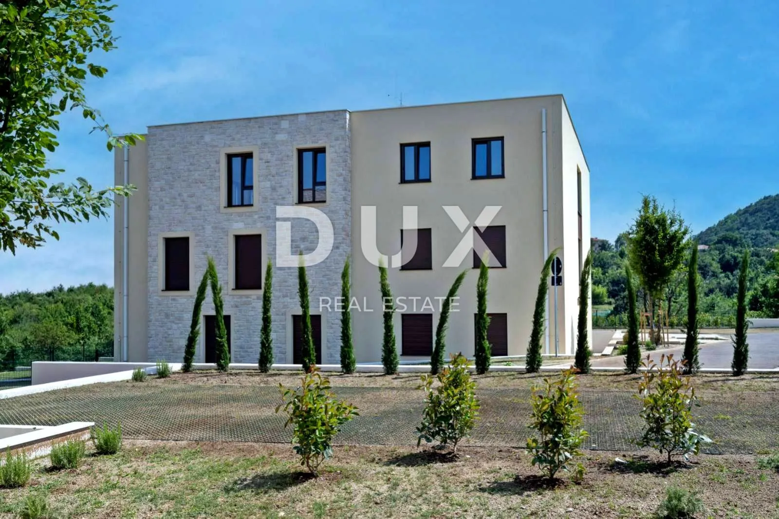 istra, rabac - penthouse s pogledom na more - slika 4