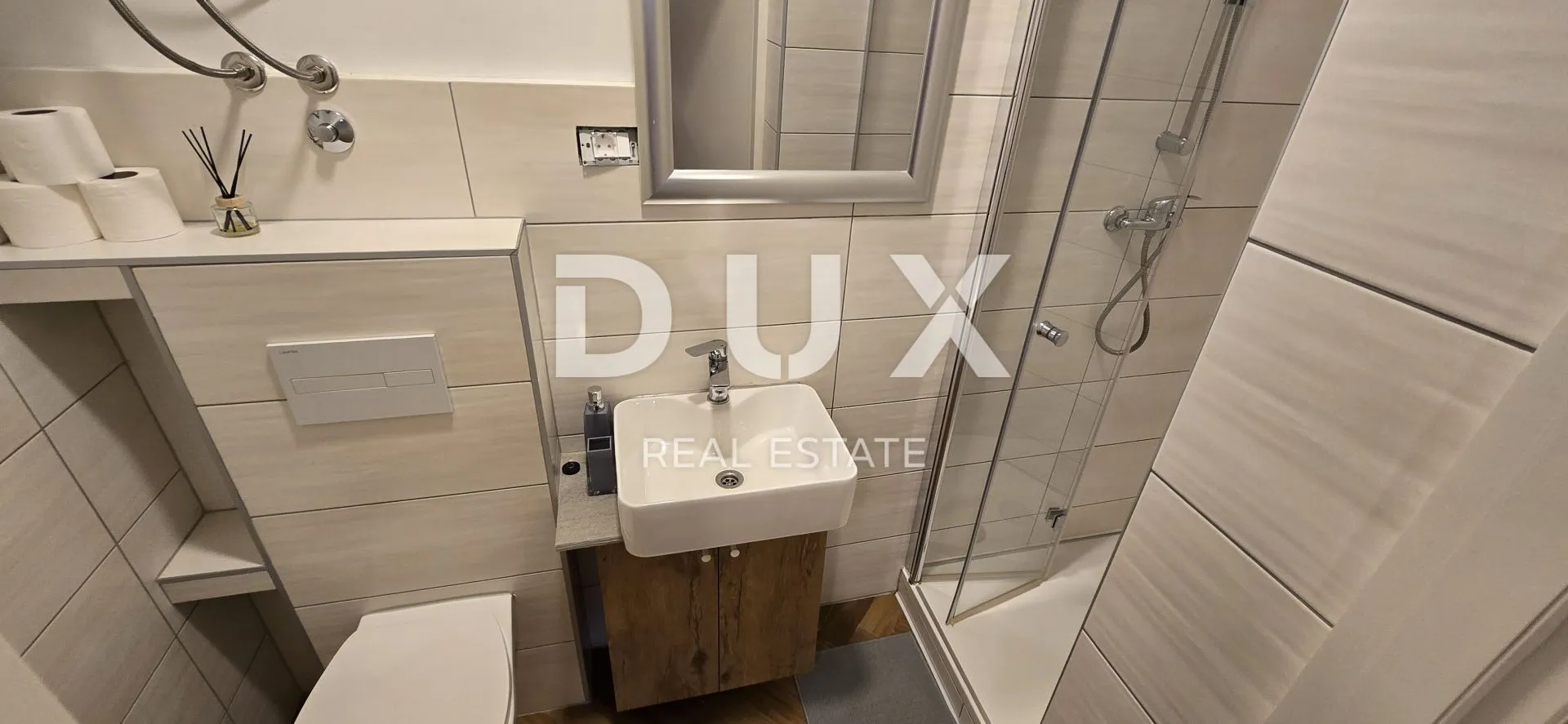 istra, pula - dva u potpunosti renovirana studio apartmana - slika 12