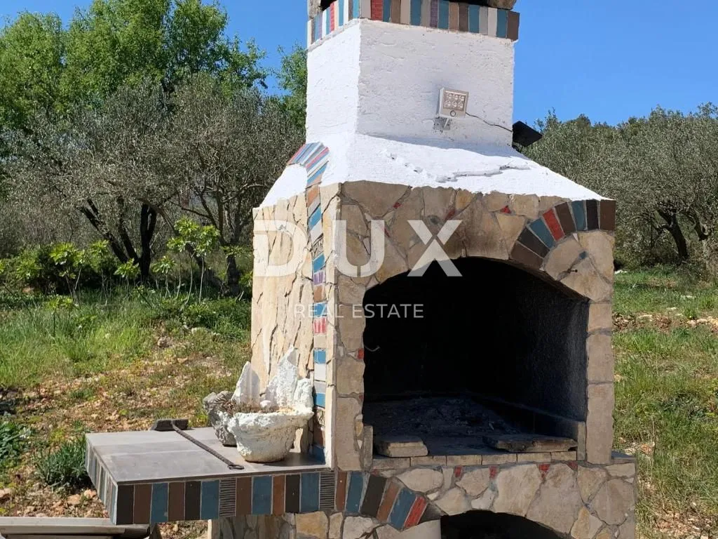 zadar, drage - prekrasna apartmanska vila s bazenom - slika 8