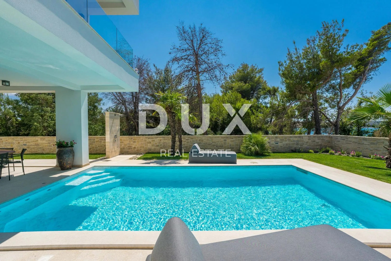 zadar, ljubač - luksuzna vila 2. red do mora - slika 6