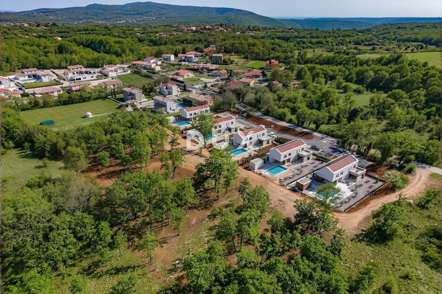 istra, labin - atraktivna kuća s bazenom - slika 8