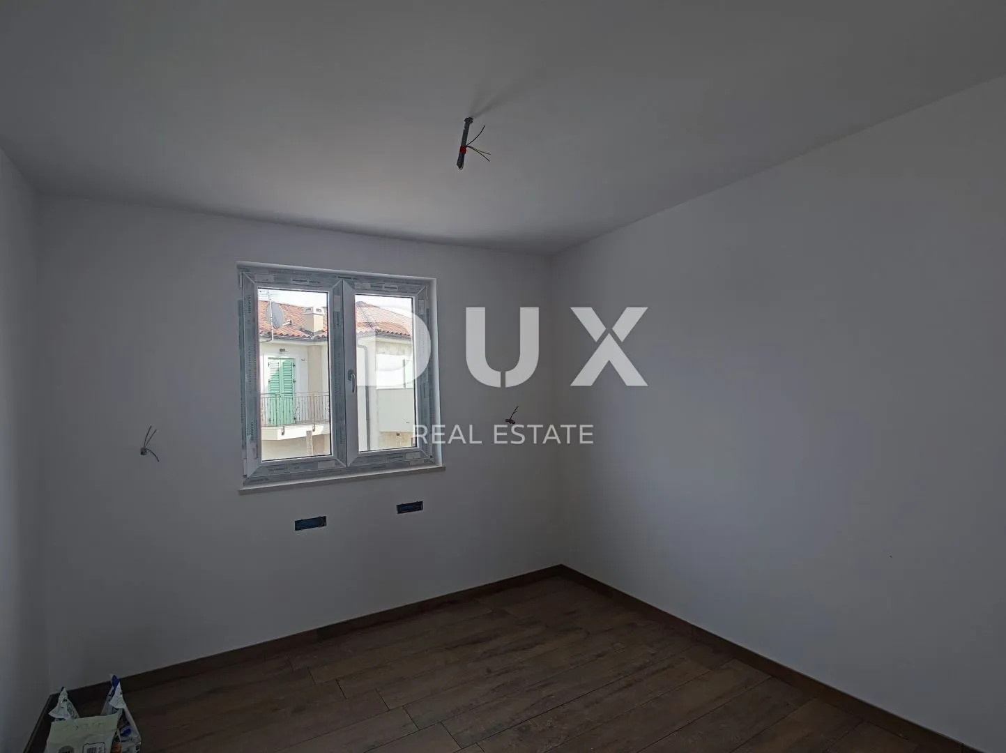 otok krk, okolica malinske - dva apartmana u novogradnji - slika 14