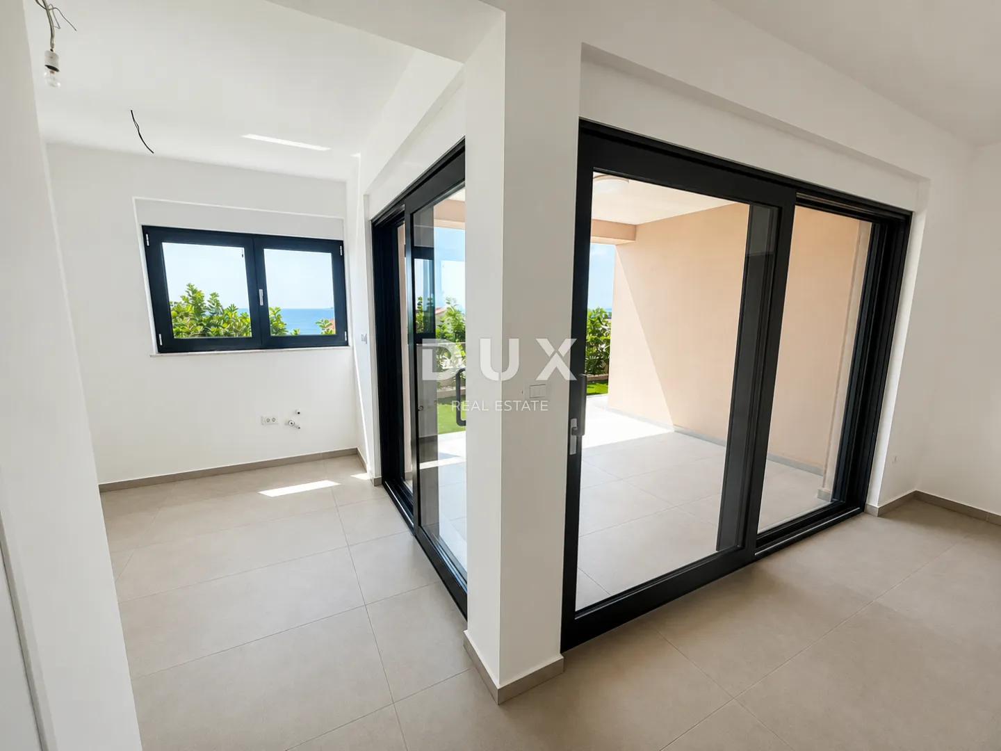 primošten, dolac – stan u prizemlju s vrtom od 64 m², 2 spavaće sobe - slika 14