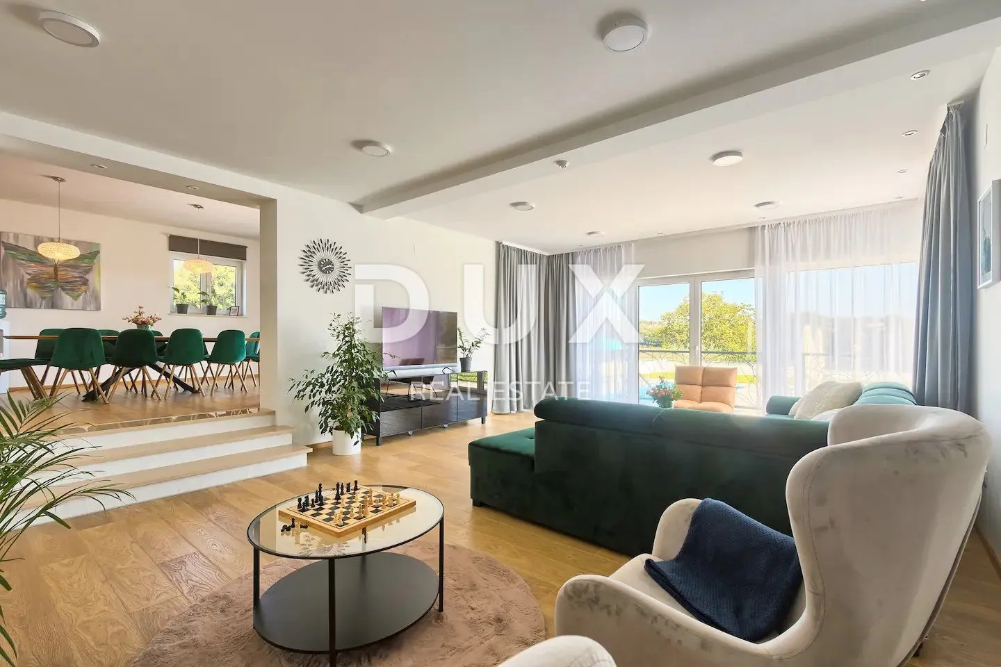 istra, štinjan - luksuzna villa s bazenom - slika 10