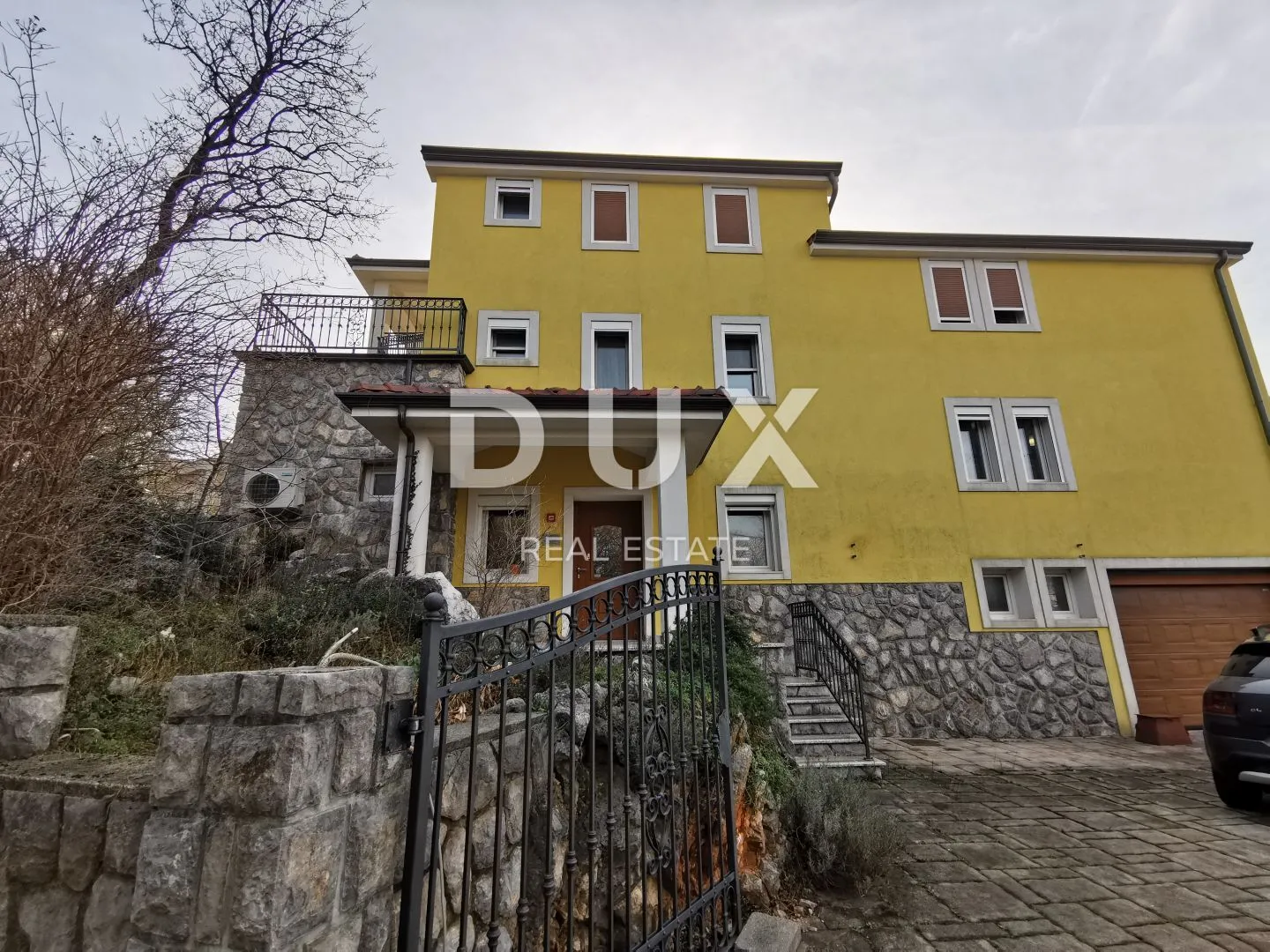 kraljevica - obiteljska kuća + građevinski teren (781 m2) - slika 2