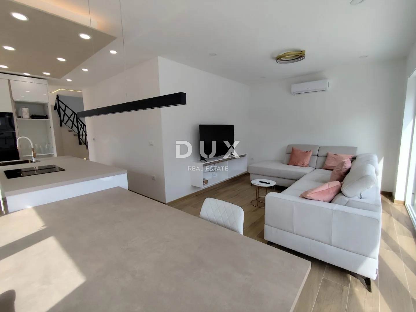 istra, galižana, dvojna vila, 100 m2, panoramski pogled na more - slika 2