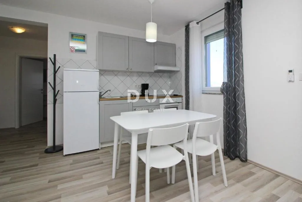 otok krk, baška - dva apartmana prvi red do mora - slika 16