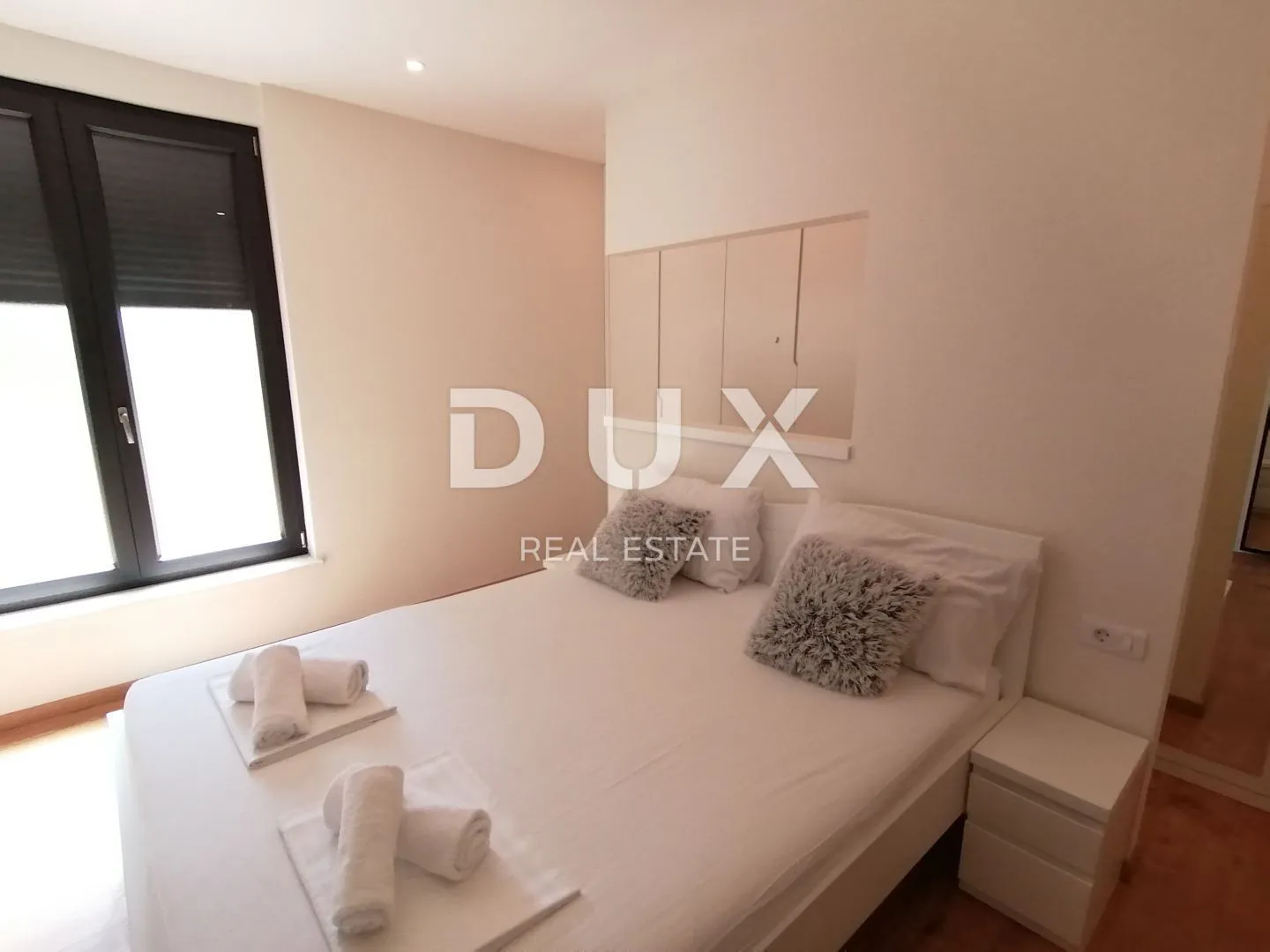 istra, pula - luksuzni stan od 200 m2 prvi red do mora! - slika 34