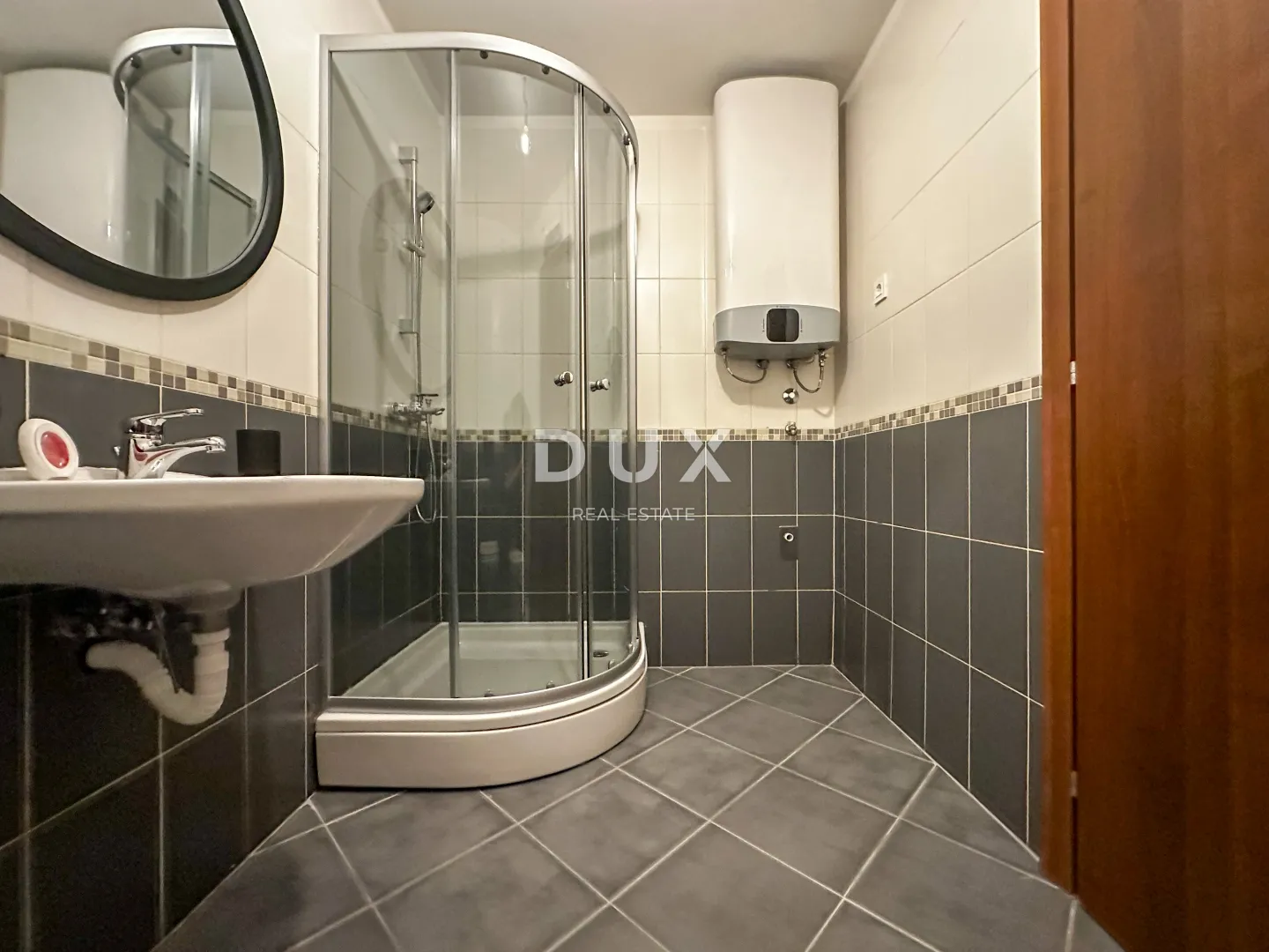 kastav, rubeši - 2s+db, 1. kat, garaža - slika 10