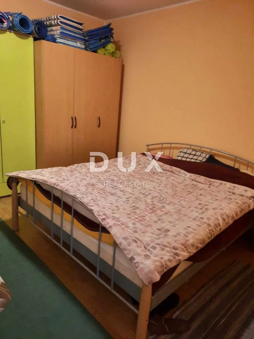 zadar, gornji karin - katnica s tri apartmana u blizini mora - slika 5