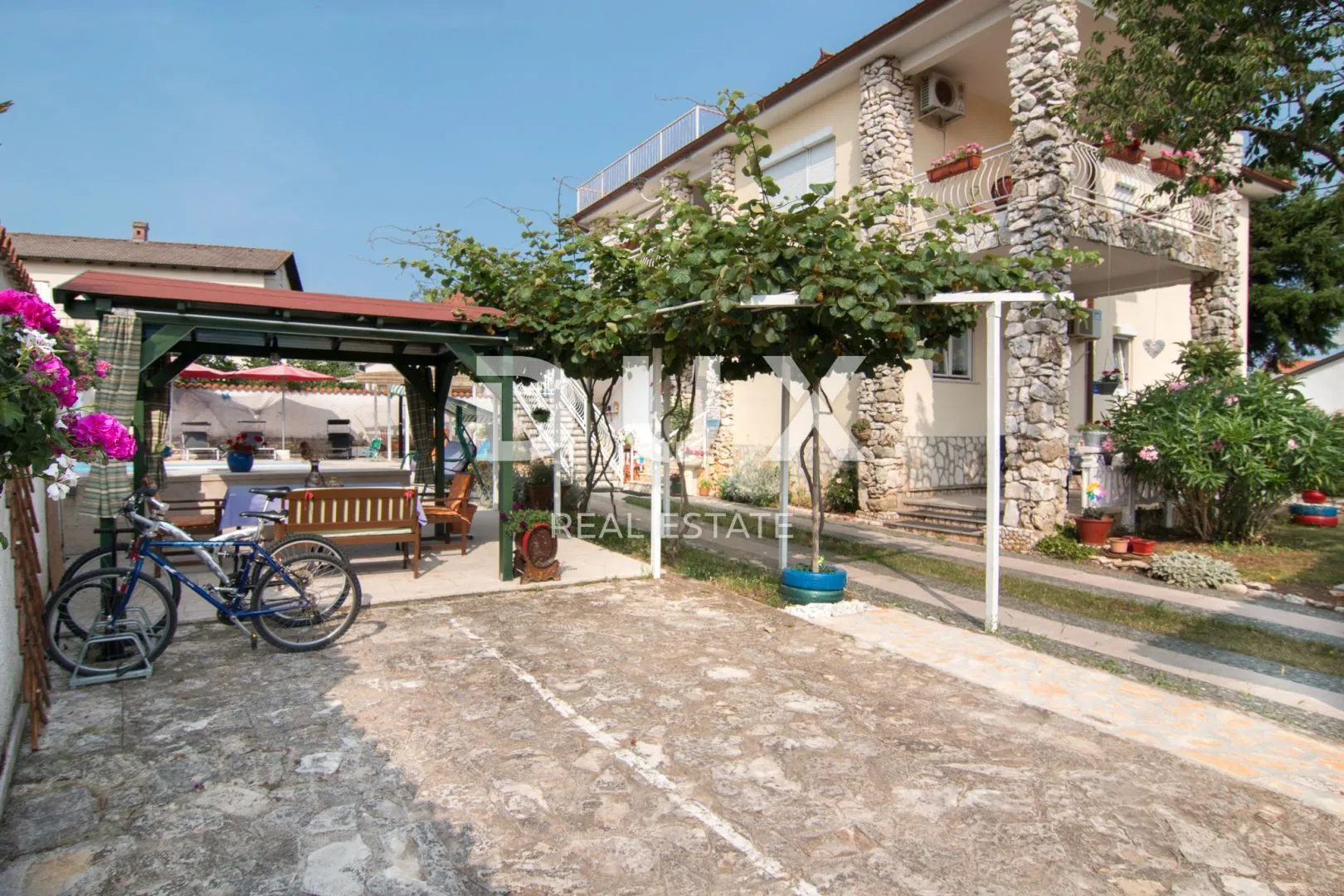istra, valbandon - prodaja apartmanske kuće - slika 8