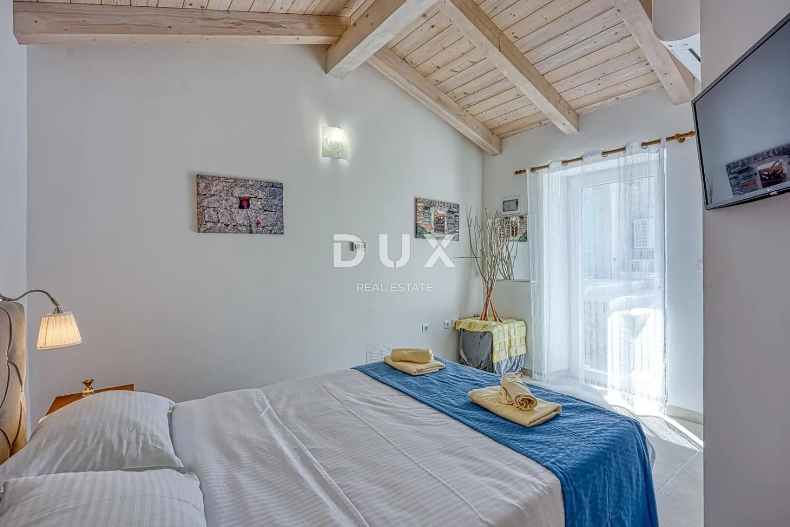 istra, sveti lovreč - kamena kuća s bazenom - slika 26