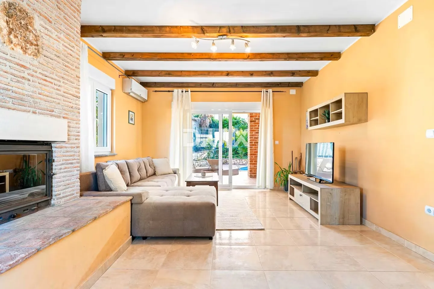 poreč, funtana - mediteranski dom s rustikalnim detaljima, 238m2 - slika 3