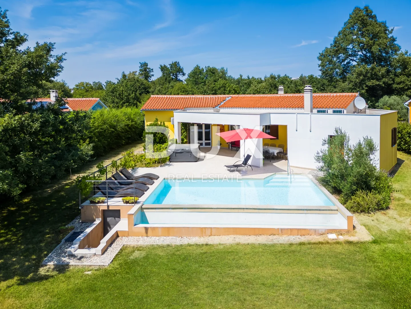 istra, svetvinčenat - moderna vila na odličnoj lokaciji - slika 2