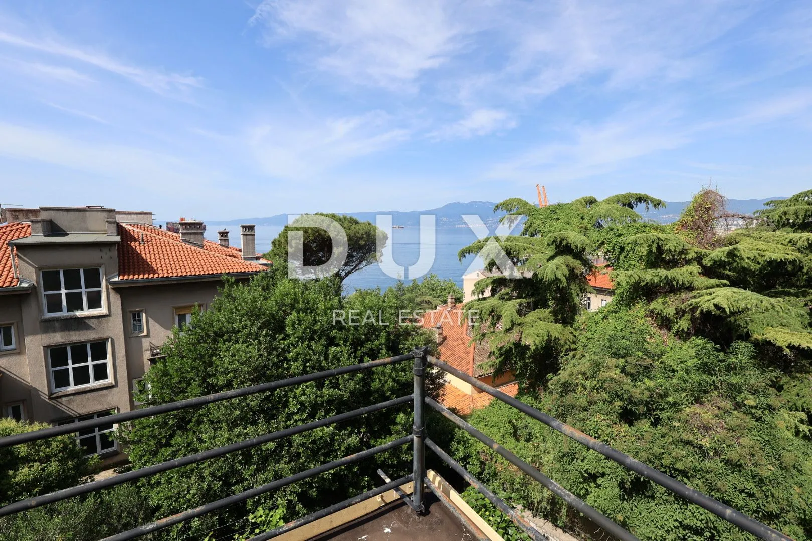 rijeka, pećine - samostojeća vila s pogledom na more - slika 36