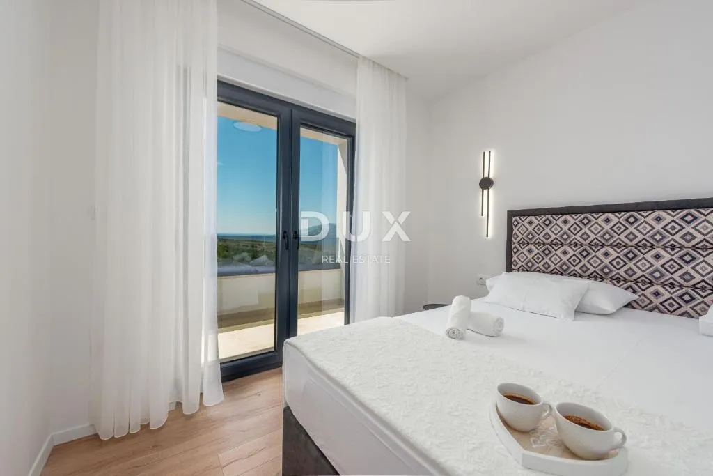 zadar, rovanjska - luksuzna vila s predivnim pogledom na more - slika 22