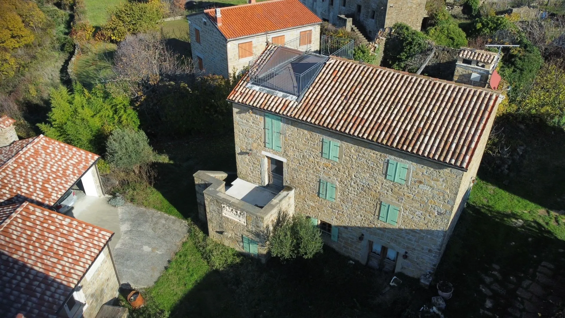 istra, momjan - kamena kuća u istarskom stilu - slika 5