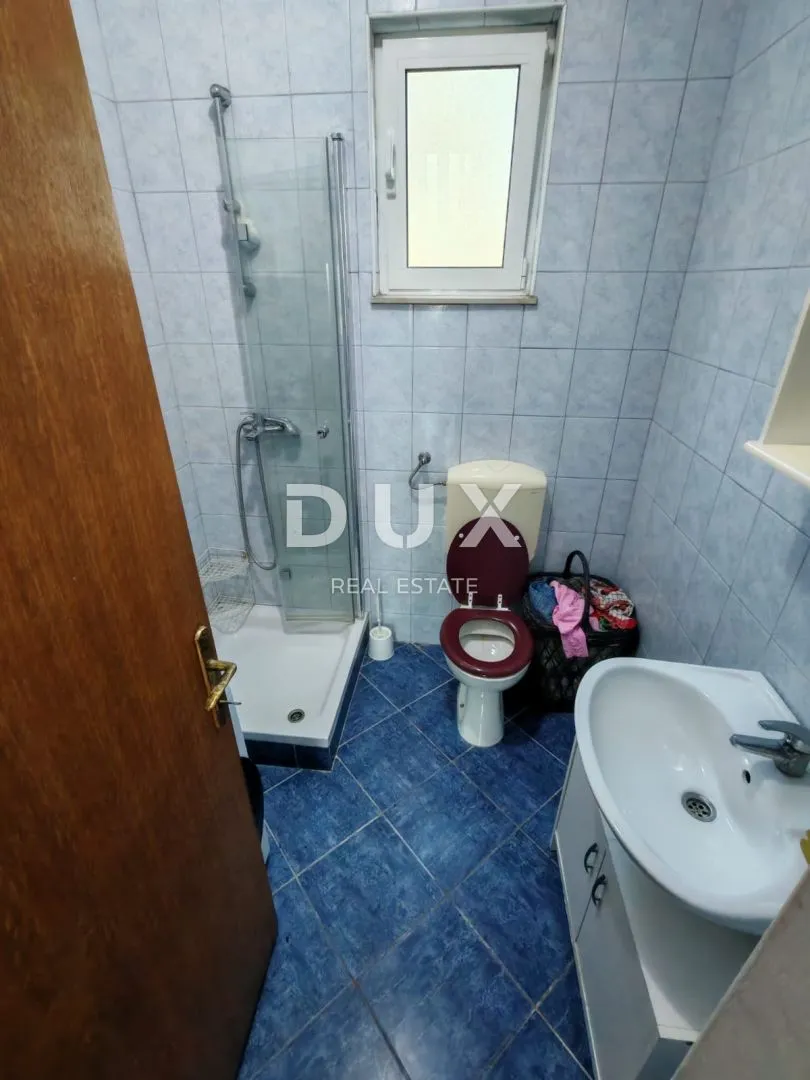 zadar, vrsi - kuća s velikim stanom, tri apartmana i prostranim dvorištem s maslinama! - slika 17