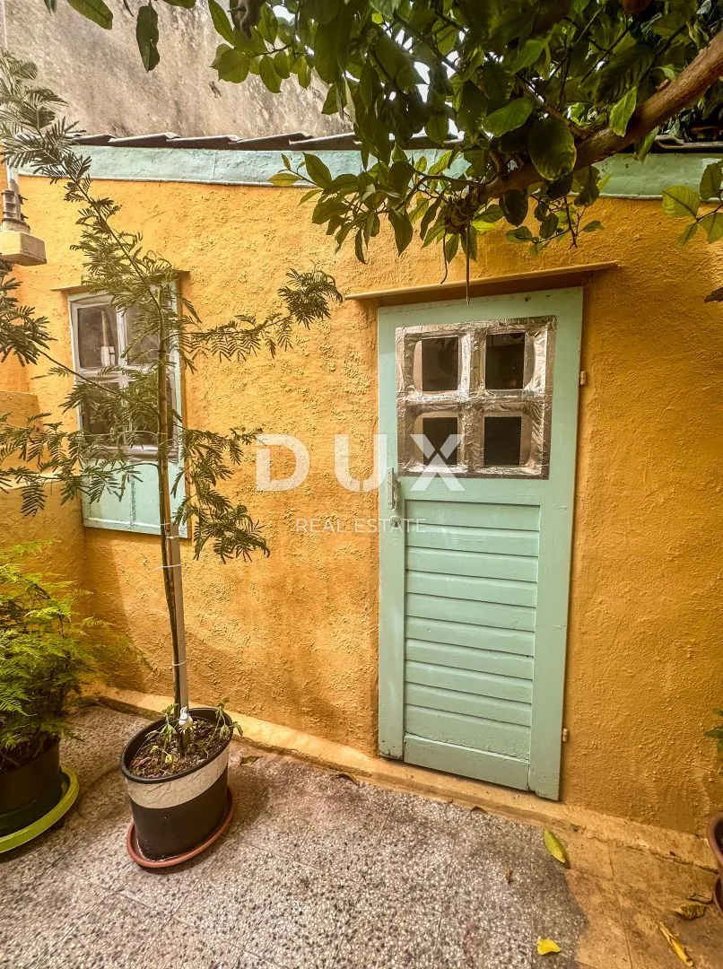 mali lošinj, centar- kuća za adaptaciju 90 metara od mora! - slika 8