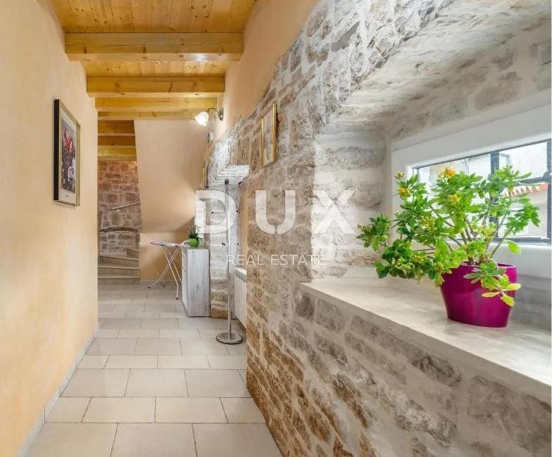 istra, višnjan - imanje s dvije kuće i pogledom na more - slika 25
