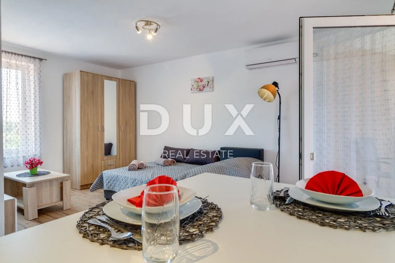 istra, pula - apartmanska kuća s bazenom i uređenom okućnicom - slika 39
