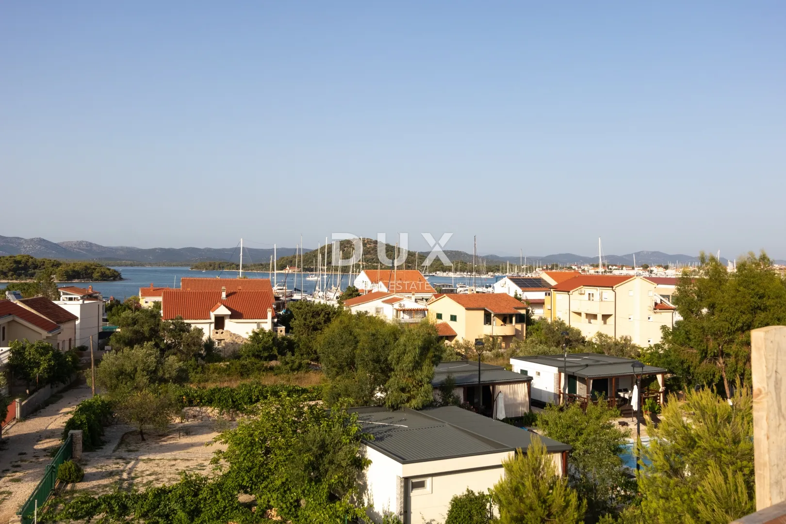 murter, podvrške, 1-sobni stan, 60,30 m2, pogled na more - slika 5