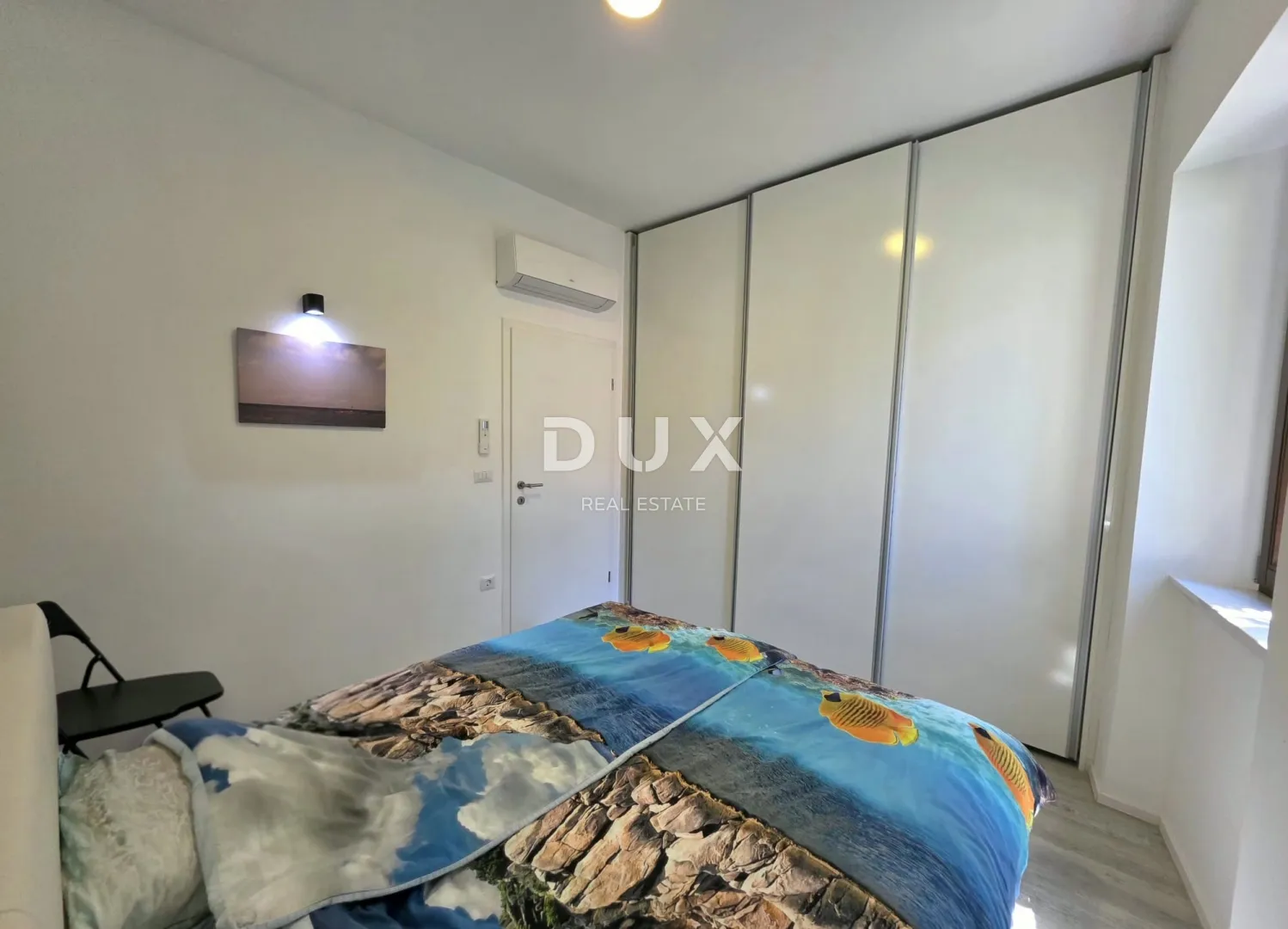istra, poreč, 290.00 m2, pješačka zona, tri stana - slika 29