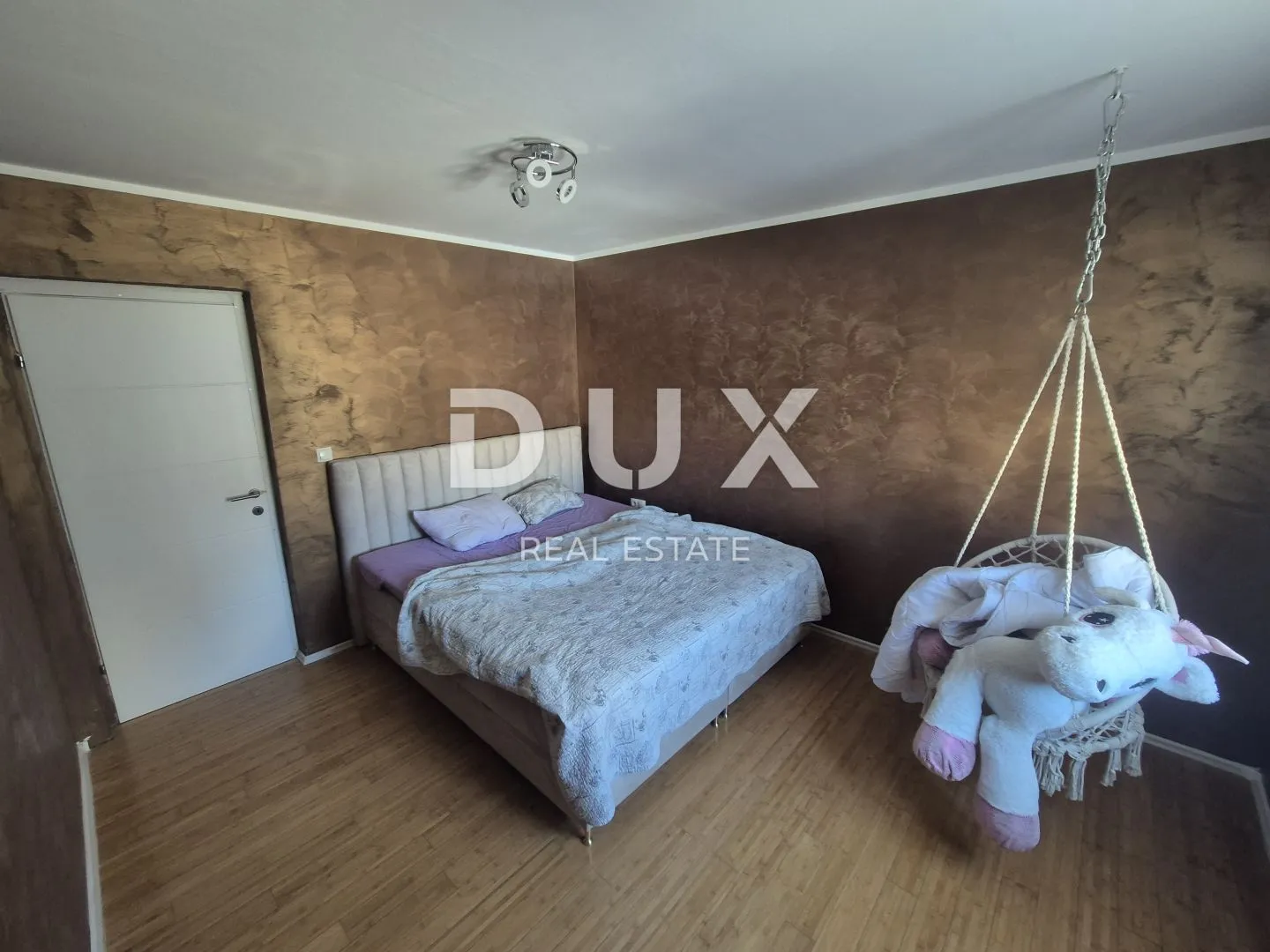 istra, pomer - dvoetažni stan u predivnom mjestu - slika 14