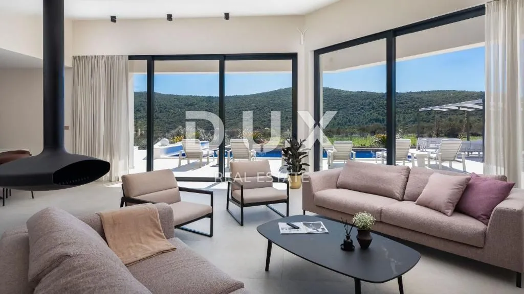 dalmacija, trogir - luksuzna vila s bazenom - slika 24