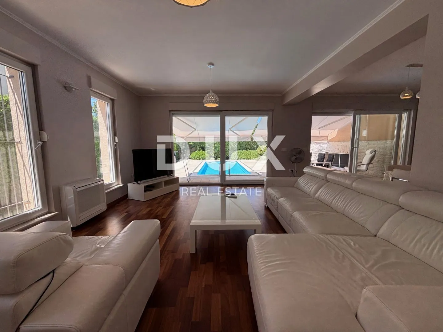 zadar, kožino - predivna vila s bazenom 100 m od mora - slika 17