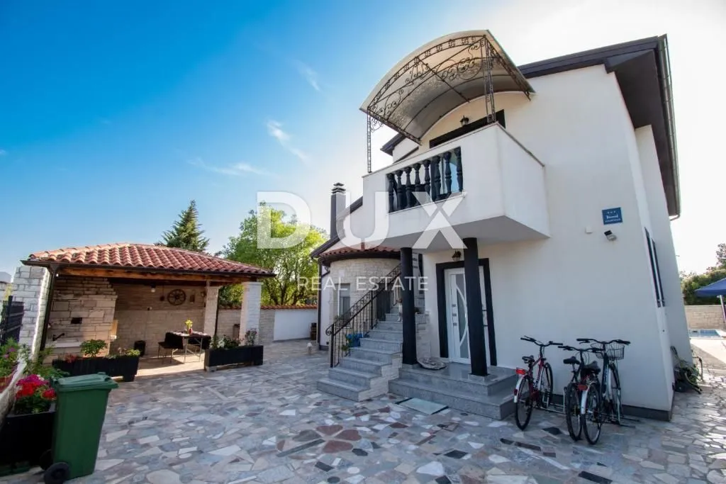 istra, pula prekrasna apartmanska kuća! - slika 40
