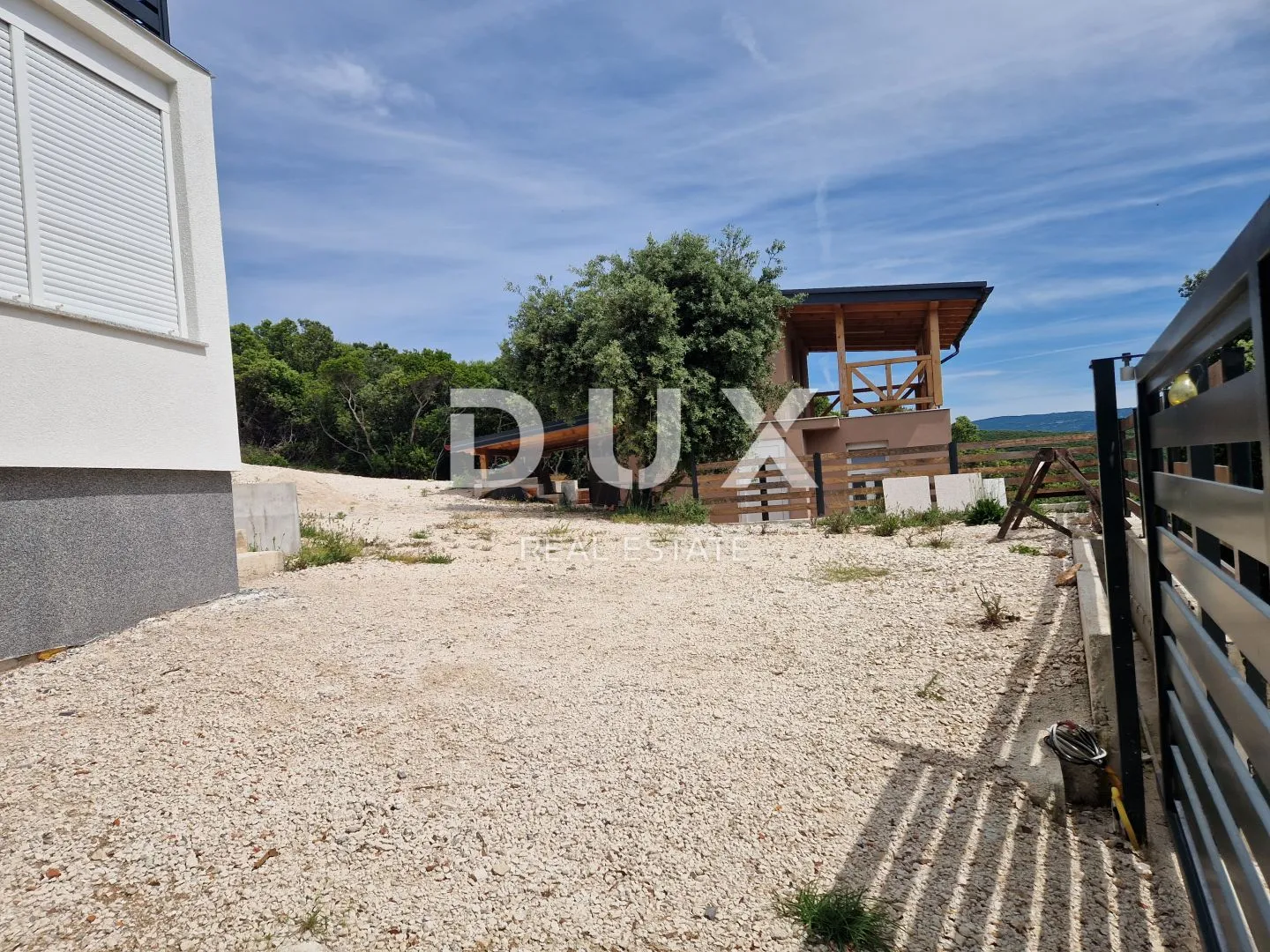istra, krnica - samostojeća kuća 200m od mora - slika 41