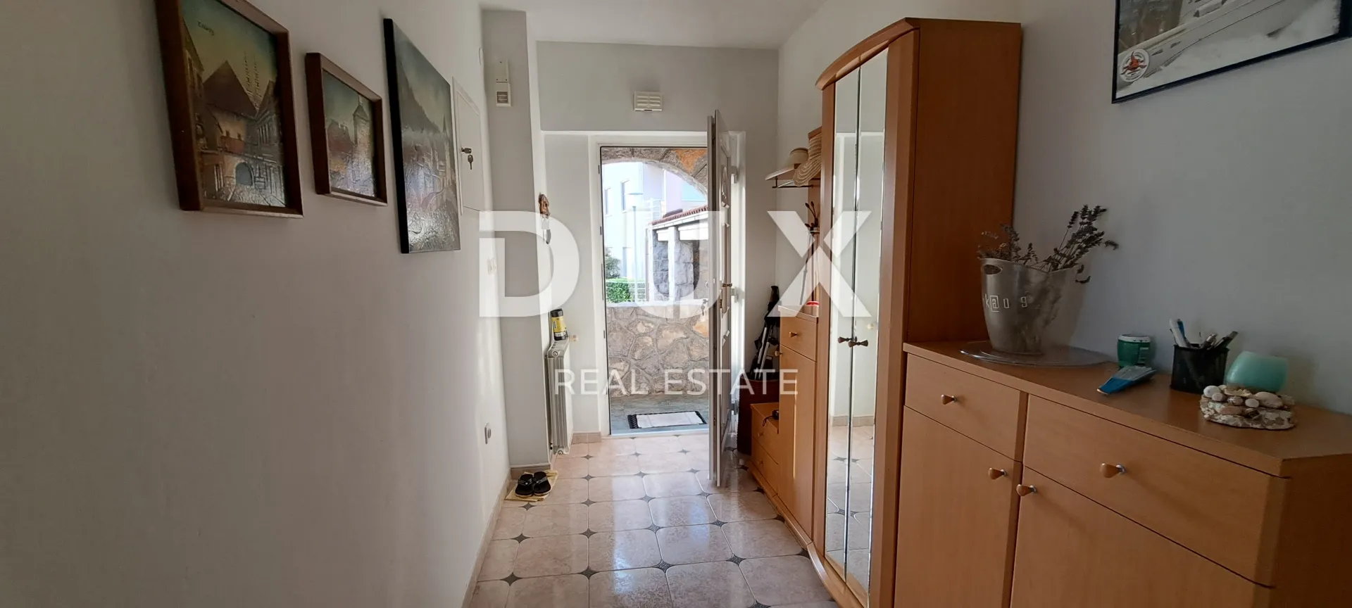 crikvenica - samostojeća kuća sa 4 stana, udaljena samo 100 m od mora - slika 26