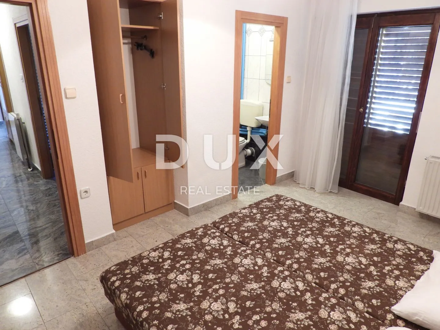 crikvenica - kuća 380 m2 s panoramskim pogledom na more + okoliš 500 m2 - slika 44