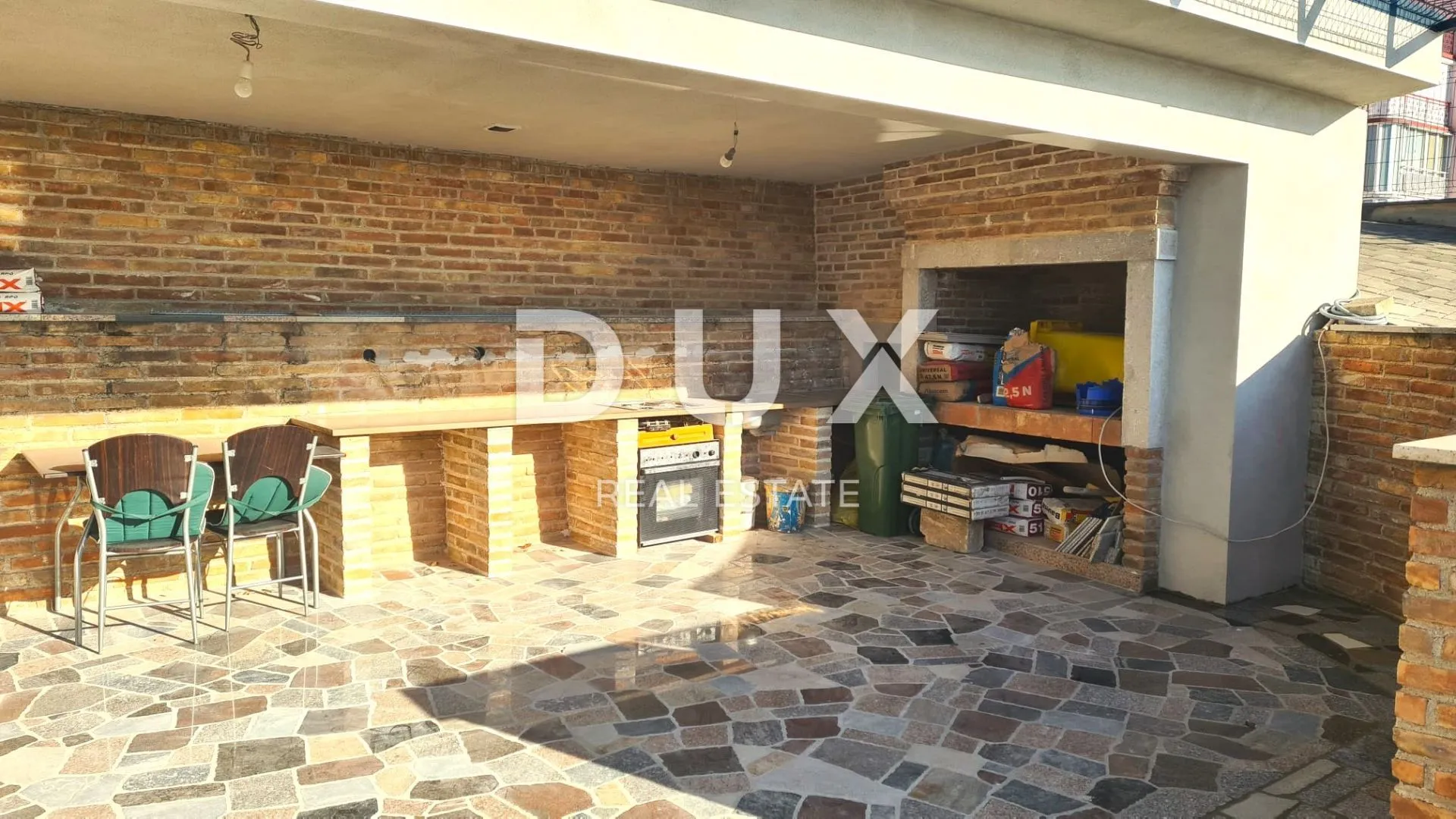 crikvenica - dva apartmana s terasom! - slika 13