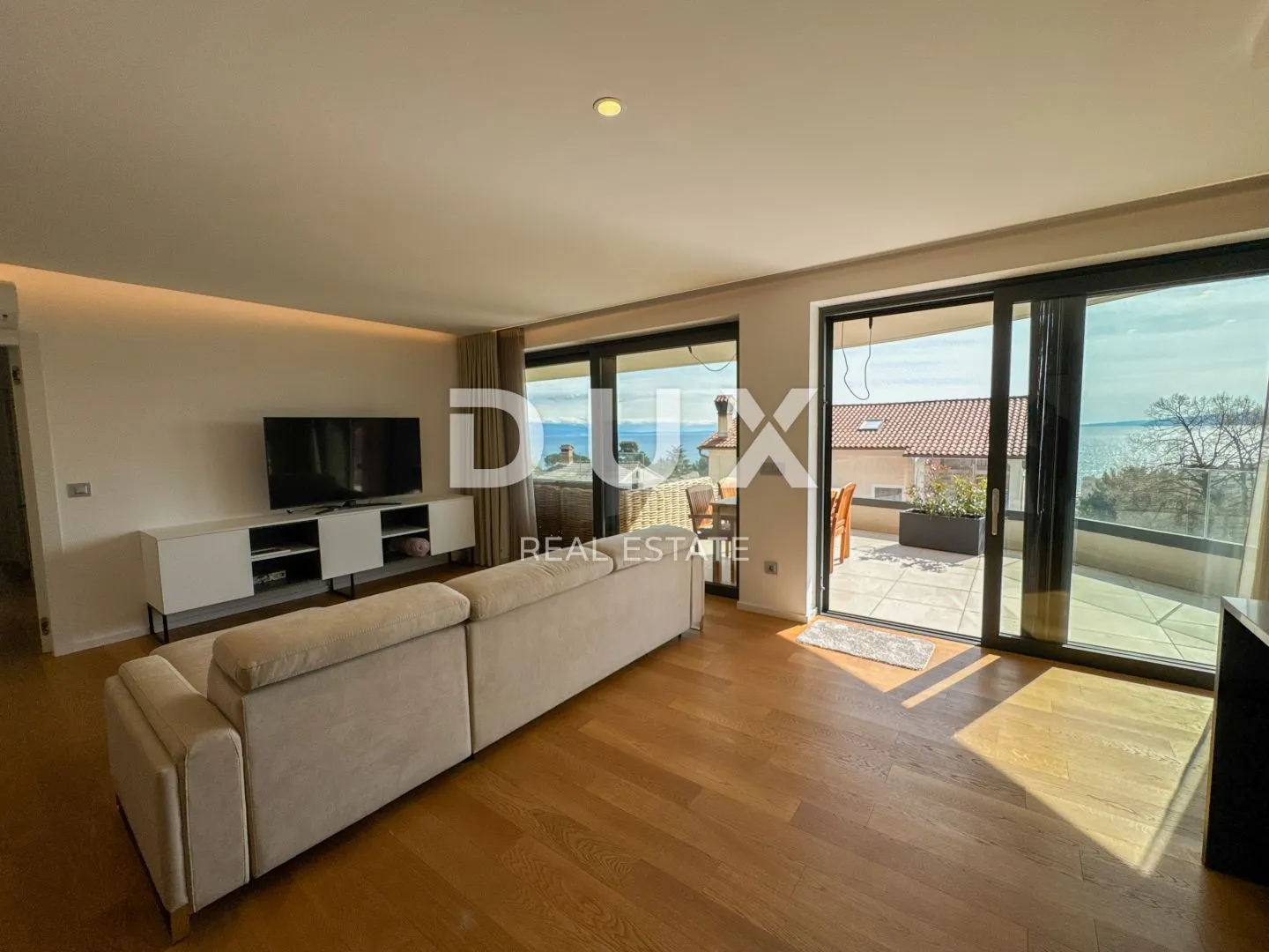 opatija, centar, četverosoban stan, 158 m2, s privatnim bazenom - slika 22