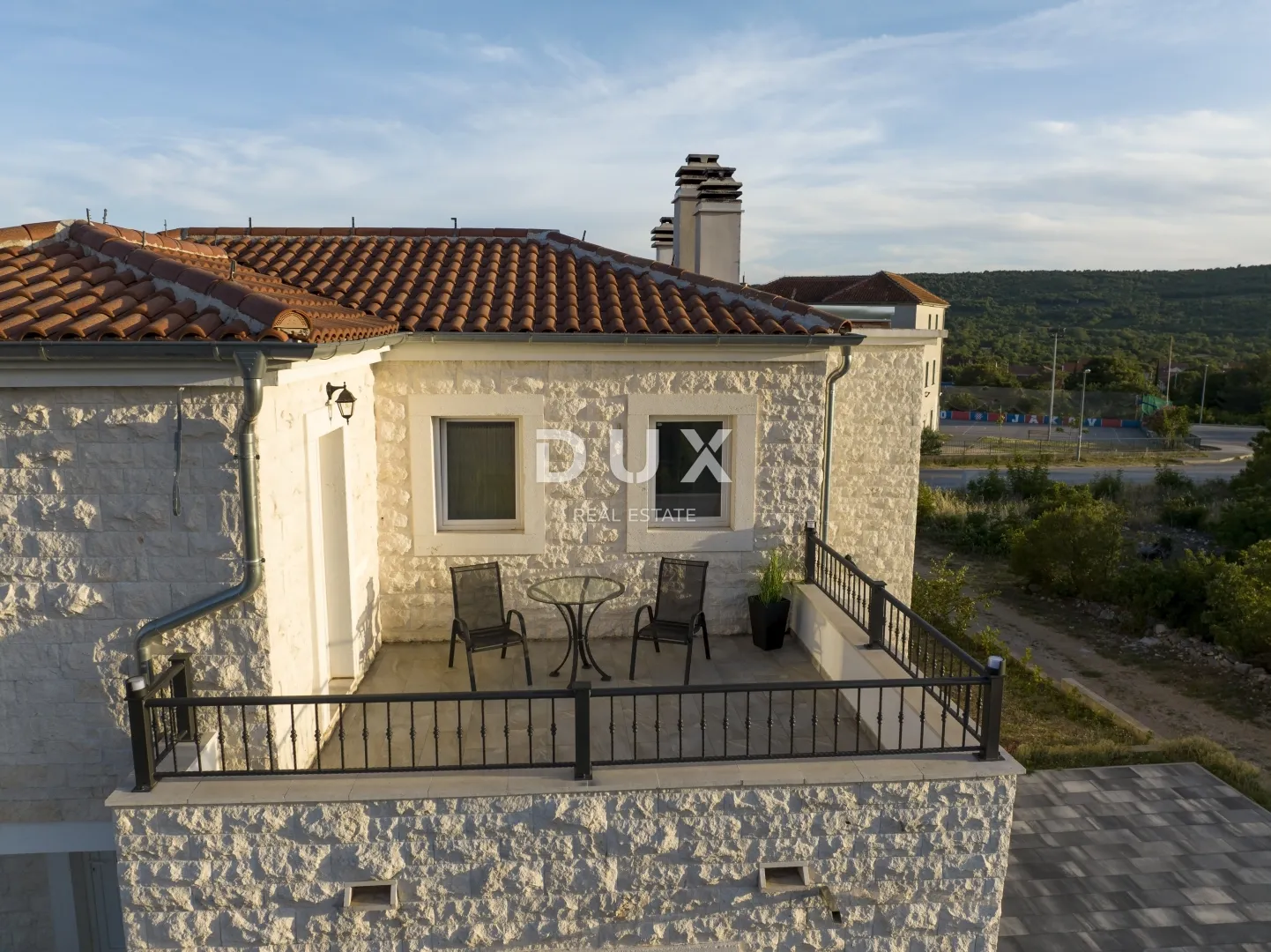 Dubrava kod Šibenika, samostojeća kuća, 282 m² s bazenom - Dubrava kod Šibenika, Šibenik