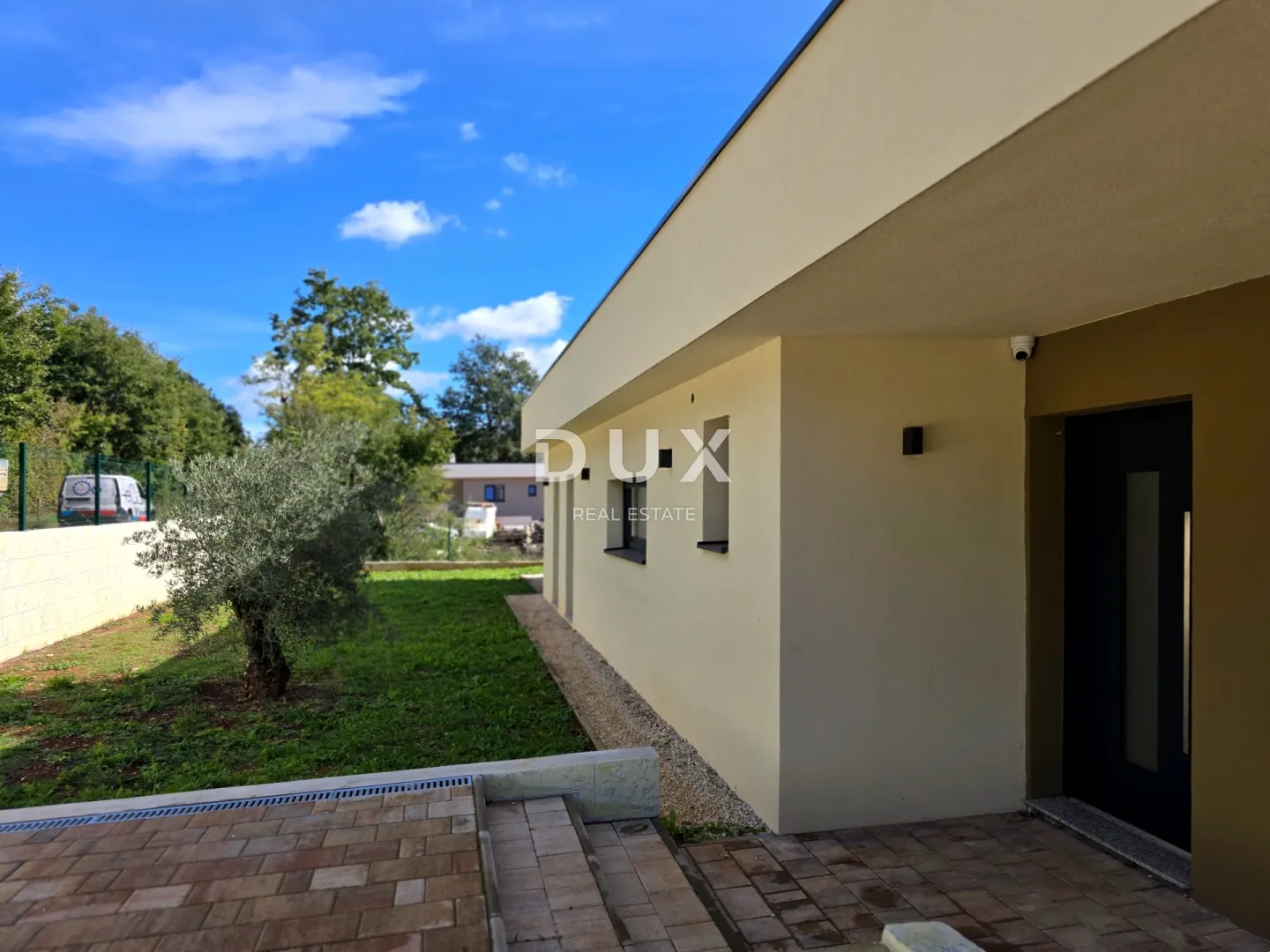 istra, žminj - kuća modernog dizajna s bazenom - slika 36
