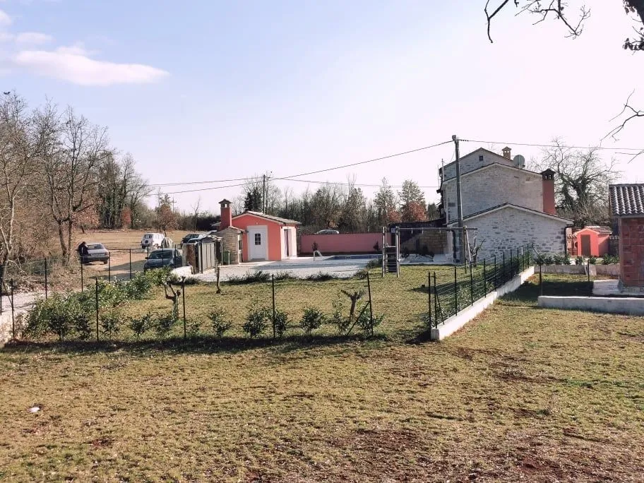istra, višnjan - imanje s dvije kuće i pogledom na more - slika 6