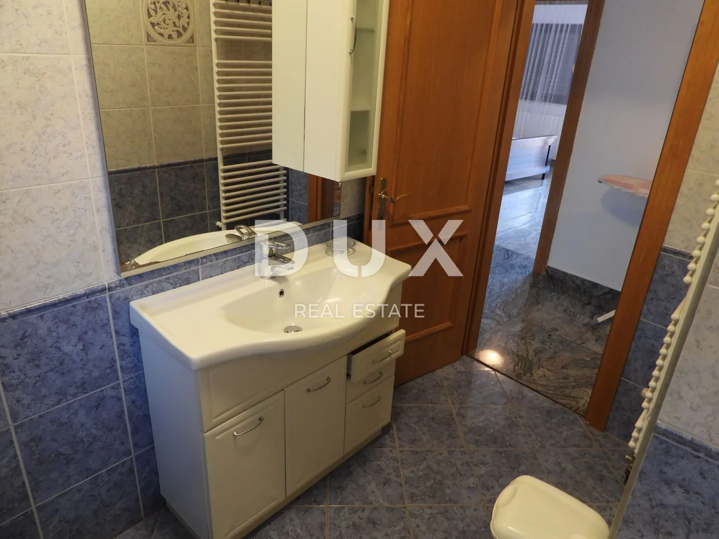 crikvenica - kuća 380 m2 s panoramskim pogledom na more + okoliš 500 m2 - slika 56