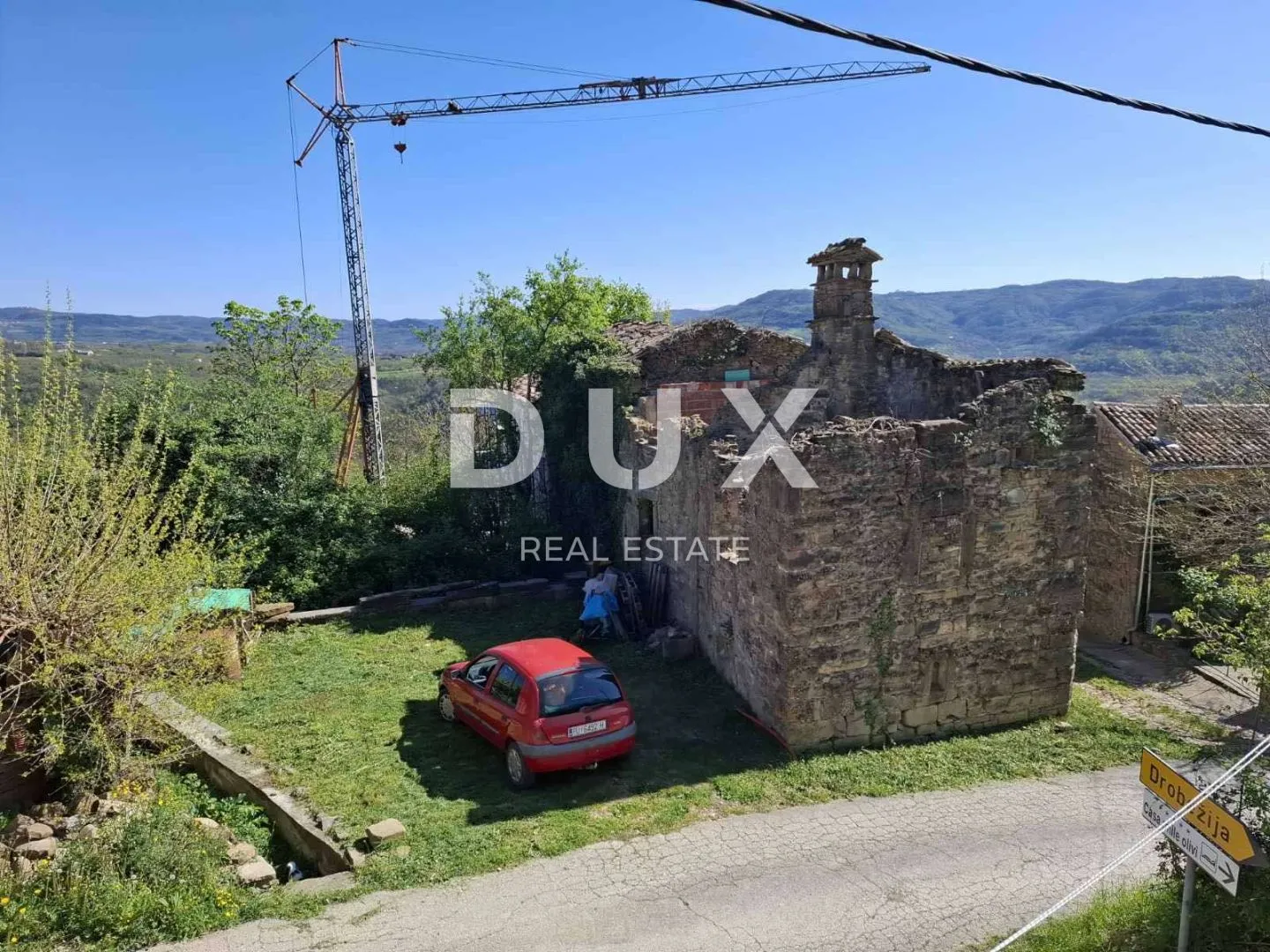 istra,buzet(okolica)-simpatična kamena kuća s predivnim pogledom - slika 20