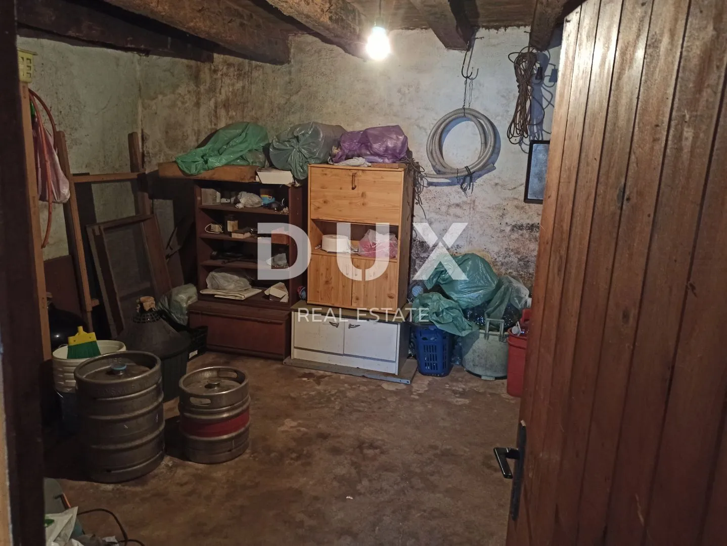istra, matohanci - istarska kuća za renovaciju s velikim dvorištem - slika 13